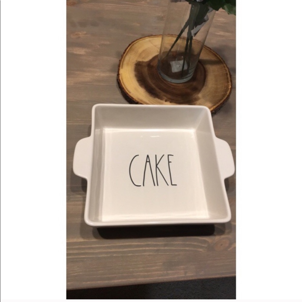 Rae Dunn Cake Baking Dish